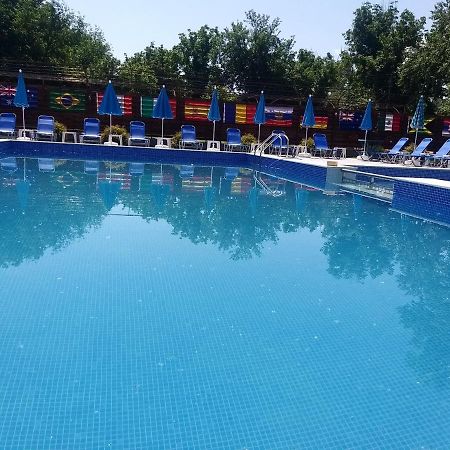 Къща За Гости "Там Край Реката " Slivek Esterno foto