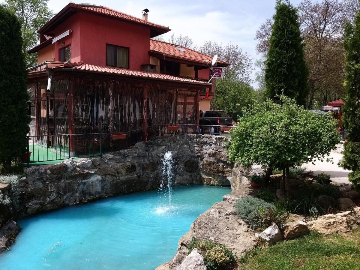 Къща За Гости "Там Край Реката " Slivek Esterno foto