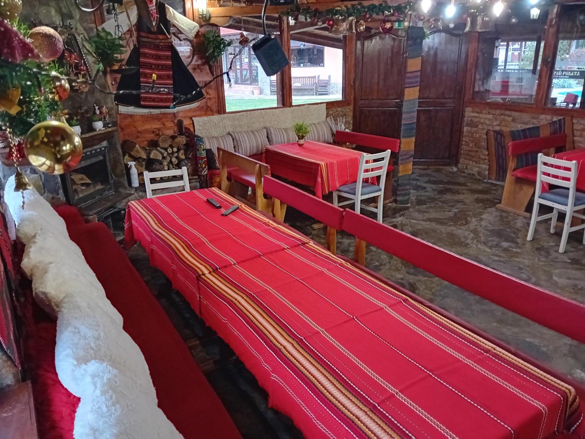 Къща За Гости "Там Край Реката " Slivek Esterno foto