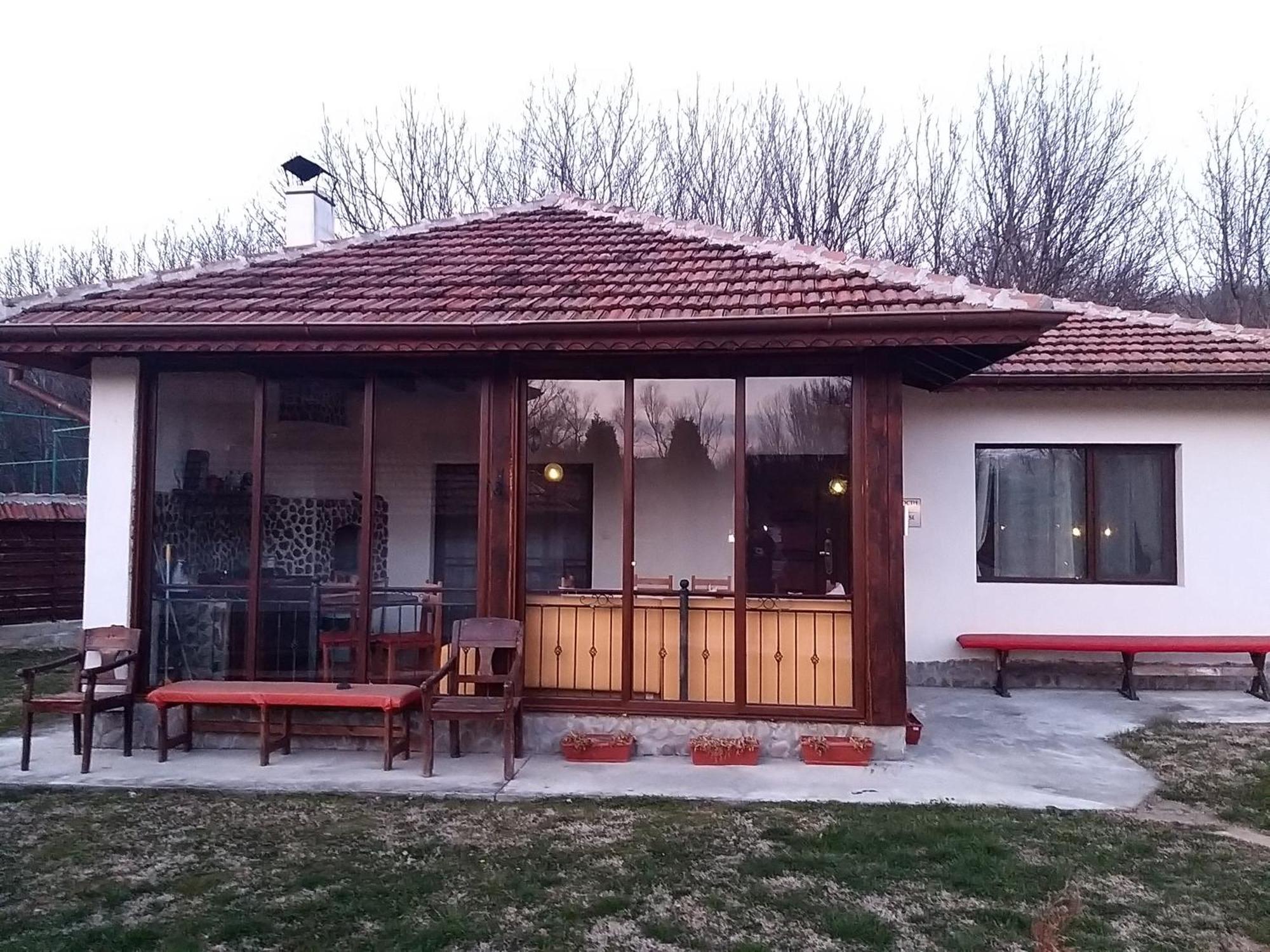 Къща За Гости "Там Край Реката " Slivek Camera foto